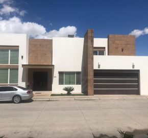 Casa Moderna en La Rioja Residencial, Hermosillo, Sonora